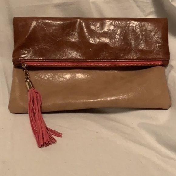 SHIRALEAH of CHICAGO VEGAN ENVELOPE CLUTCH - Picture 1 of 7